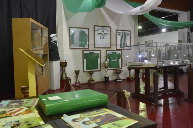 image title thumb image