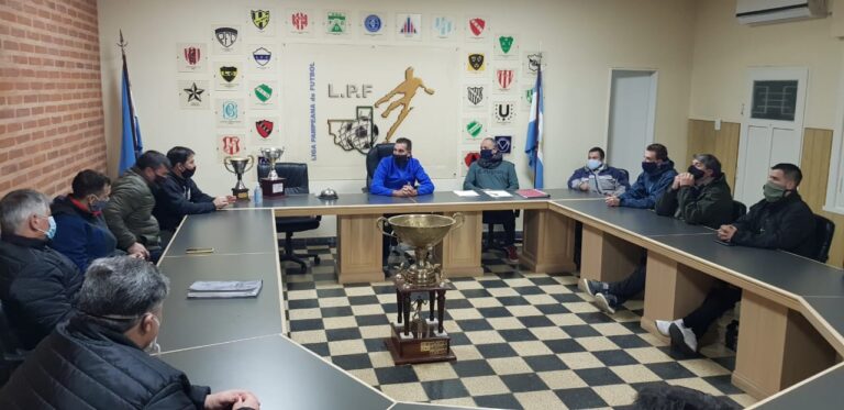 El Consejo Federal de Fútbol autoriza a las ligas a organizar torneos previa autorización del municipio y gobierno provincial