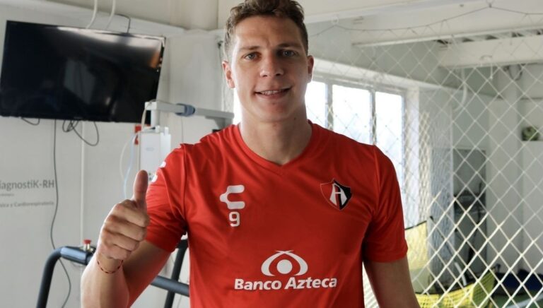 El pampeano Julio Furch fue operado con éxito y Atlas se reforzó con Milton Caraglio