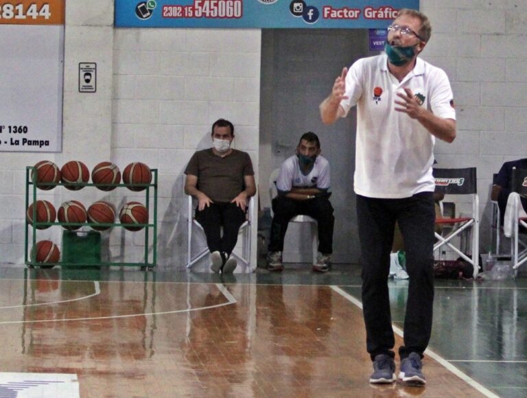 Básquet: Pablo Wenderbourg se refirió a la derrota de Ferro y manifestó que es necesario «mejorar algunas falencias que se repiten desde que comenzó el torneo»
