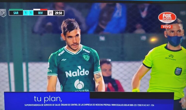 Franco Morón, de la Liga Pampeana, actuó como cuarto árbitro en el partido de River y Sarmiento de Junín