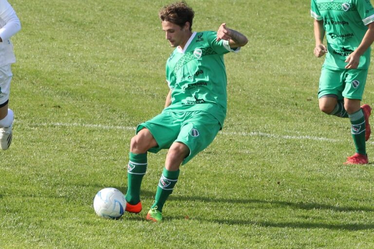 Joaquín Vivani habló sobre el presente de Ferro de Pico: «Estamos haciendo un gran trabajo durante la semana, el cuerpo técnico analiza muy bien a los rivales»