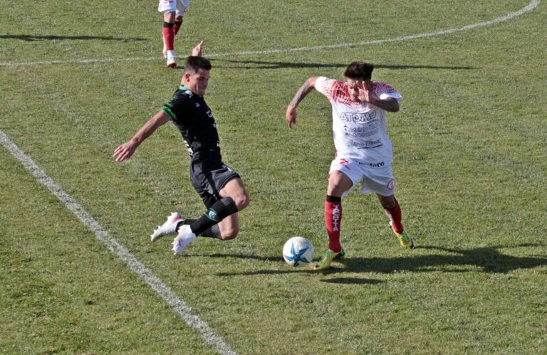 Ferro busca la clasificación en su visita a Huracán Las Heras
