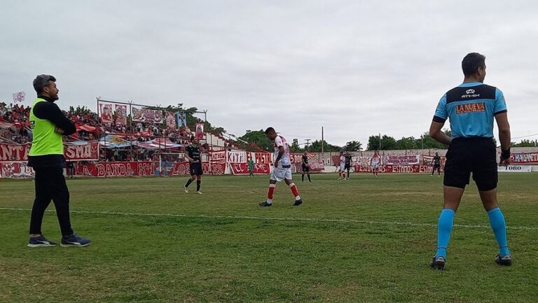 PARTIDO SUSPENDIDO POR DISPAROS EN LA TRIBUNA: Ferro perdía ante Huracán Las Heras en Mendoza