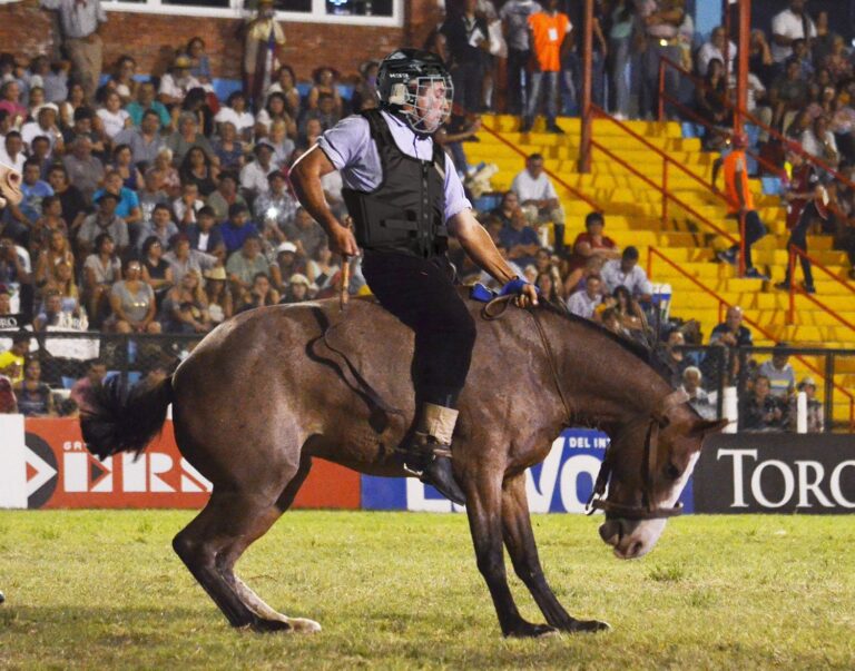 El jinete Tato Ramos habló sobre la utilización de casco y chalecos en Jesus María 2022: «nunca utilice, por lo que no tengo idea qué se siente»