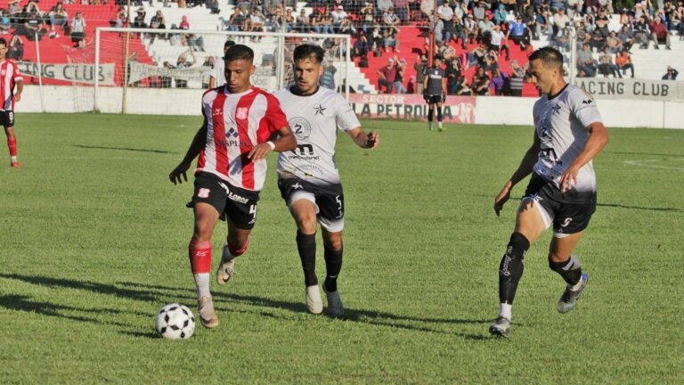 Torneo Regional Amateur: los dos partidos jugados anoche terminaron igualados