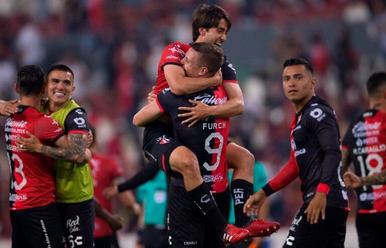 El delantero pampeano Julio Furch, campeón en México, expresó su enorme deseo de jugar en Boca: “De chico soy hincha, sueño con jugar ahí”