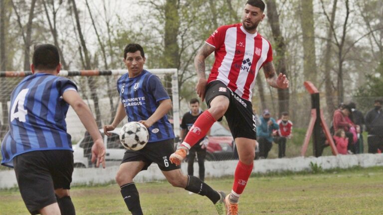 Torneo Regional Federal Amateur: «Tenemos que convertir porque los rivales que enfrentamos ahora no fallan», remarcó el delantero de Costa Brava