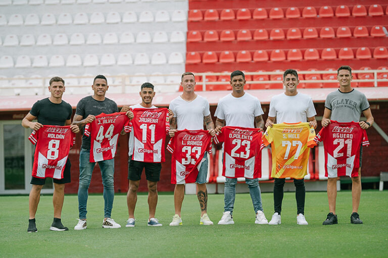 El defensor piquense Facundo Agüero volvió al país para jugar en Unión de Santa Fe