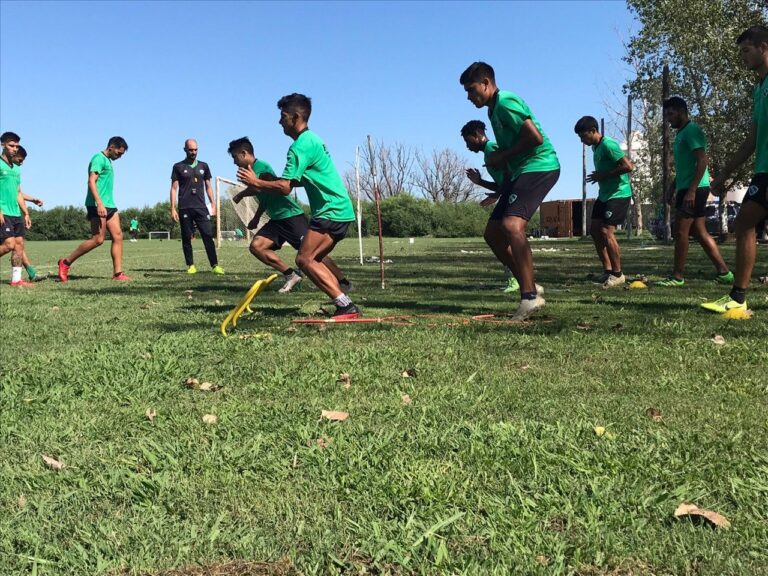 Laureano Cabral Mascelli habló del presente de Ferro previo al comienzo del Federal A: «El plantel está para pelear cosas importantes»