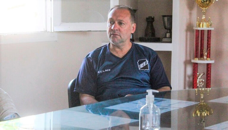 Alberto Boggio es el nuevo entrenador de Costa Brava para afrontar la Liga Pampeana y el Torneo Regional Federal Amateur