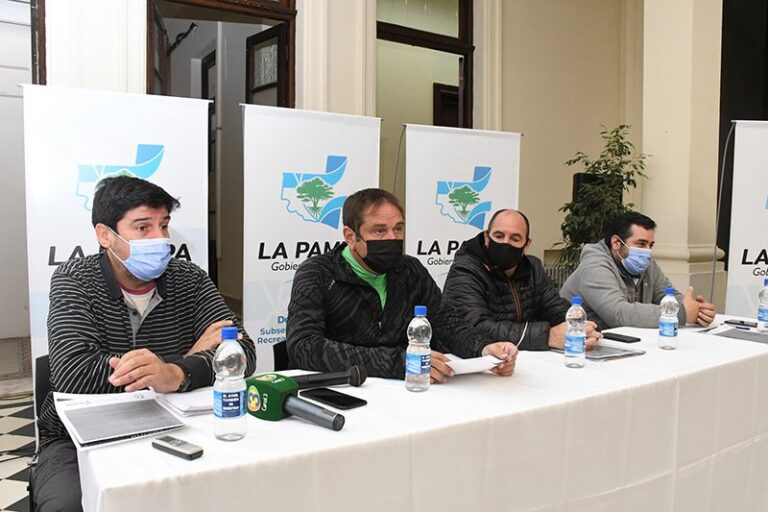 Presentaron el programa «-1000 + Deportes» que tendrá lugar este fin de semana en 42 localidades de La Pampa