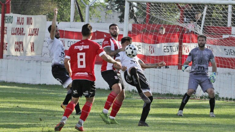 Liga Pampeana: El partido de la jornada lo protagonizarán Costa y Rácing de Castex