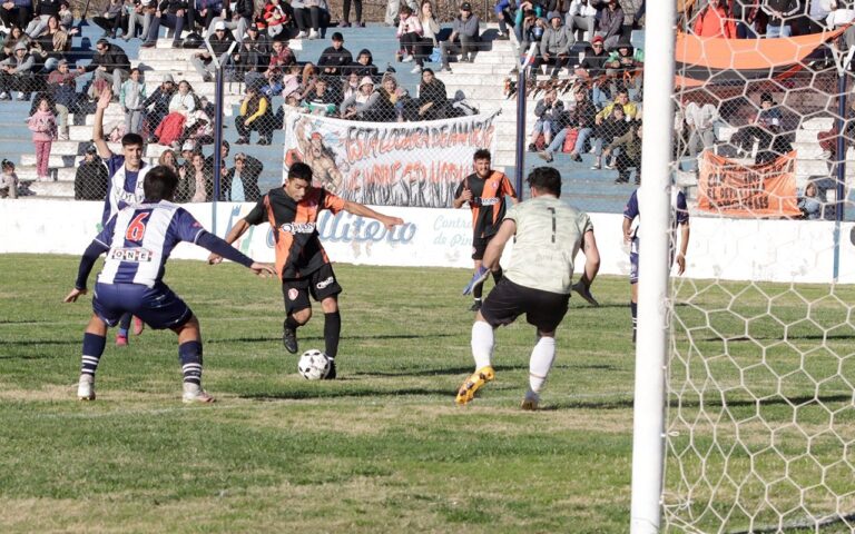 PRIMERA B: Empate en el “Volcán” de Barrio Pacífico