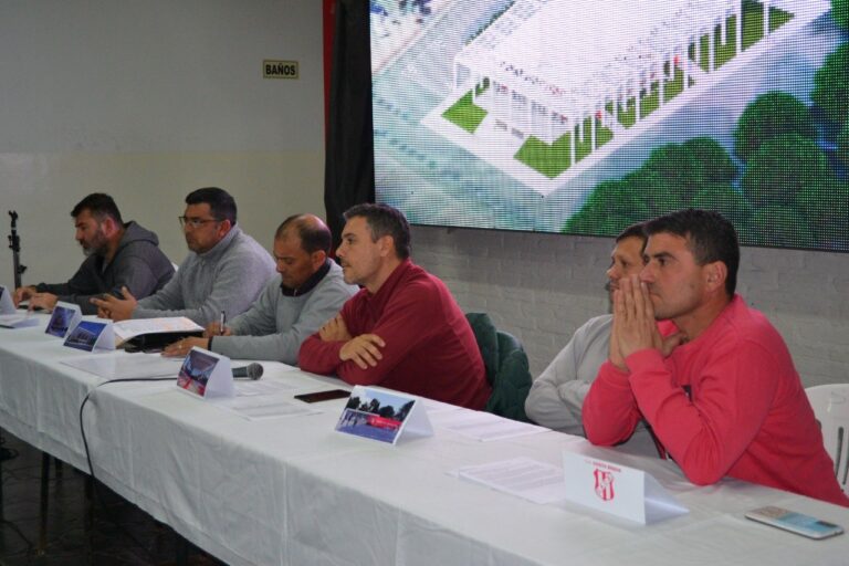 La asamblea extraordinaria en Costa Brava aprobó la creación de un SUM y dio el visto bueno para construcción de la doble vía en ruta 1