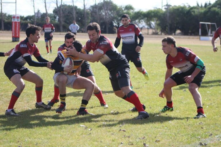Pico Rugby perdió contra UNCAS en Primera, pero se impuso en Intermedia