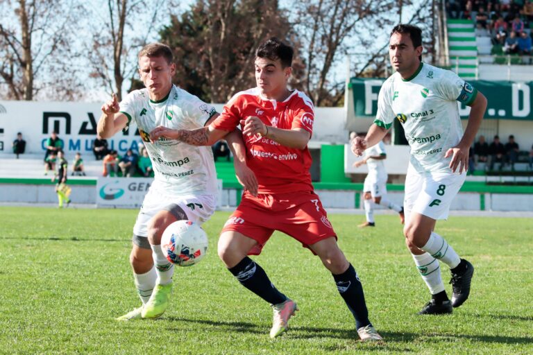 TORNEO FEDERAL «A»: Independiente de Chivilcoy hizo su negocio frente a Ferro y se llevó mucho premio de «El Coloso»
