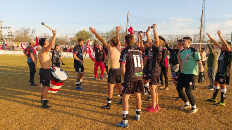 FINALÍSIMA: Costa Brava venció a Alvear FBC en el «Estadio de la Avenida», se quedó con la gran final y es el nuevo bicampeón de la Liga Pampeana