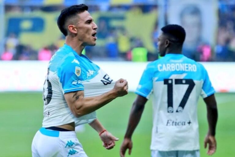 Sin ganar ningún torneo, Racing le ganó a Boca en el alargue y es el campeón de campeones de Argentina
