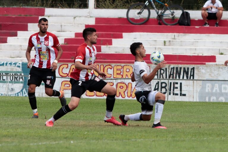 Regional Amateur: Costa y Racing disputaron un picante partido en el inicio de la fecha 5