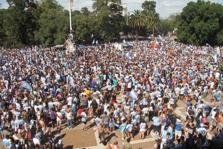 38 fotos en UltraHD de los festejos en General Pico