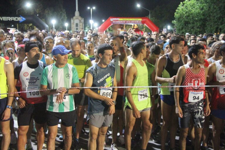 Esta noche se correrá la 7ma edición de la carrera de Bomberos: «Ya superamos el número que esperábamos»