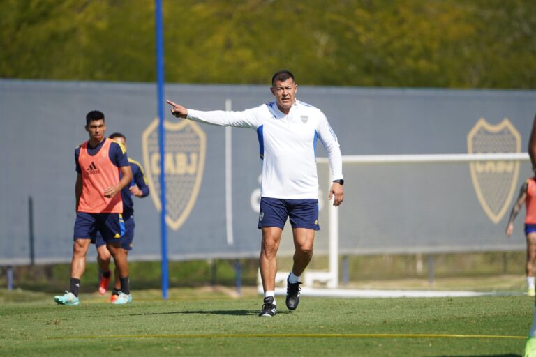 Jorge Almirón fue presentado como nuevo director técnico de Boca
