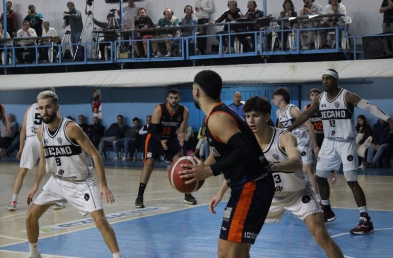 Pico FBC ganó el partido más importante de los últimos 25 años y está en Cuartos de Final