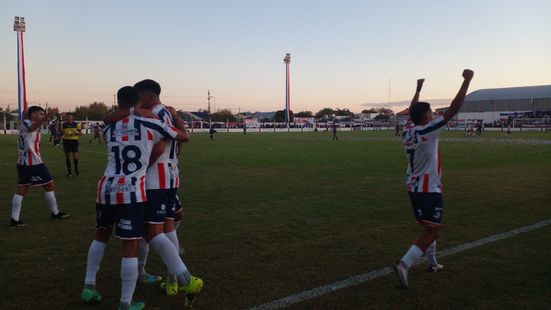 Estudiantil empató merecidamente en la final de ida del Provincial