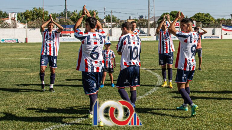 Estudiantil festejó por partida doble: 100 años y la cuarta copa provincial