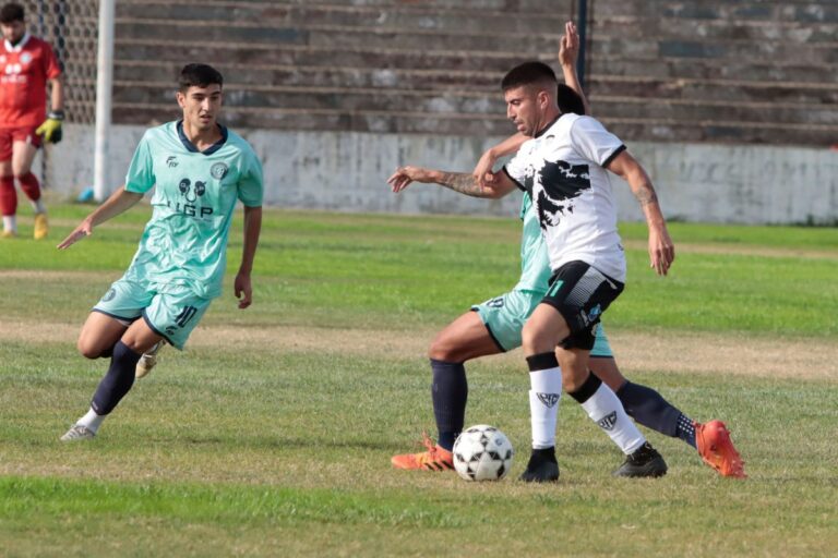 Primera «B»: Pico FBC ganó en su debut en la Zona Centro-Sur, que lidera Ranqueles