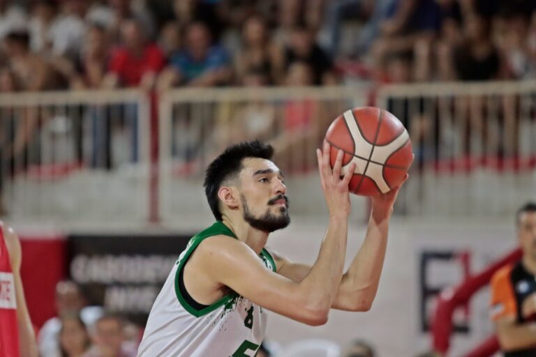 Torneo Federal de Básquet: este viernes se disputan los play-off entre CSI y Ferro de Pico: «será una serie muy dura», dijo Quimey Acosta