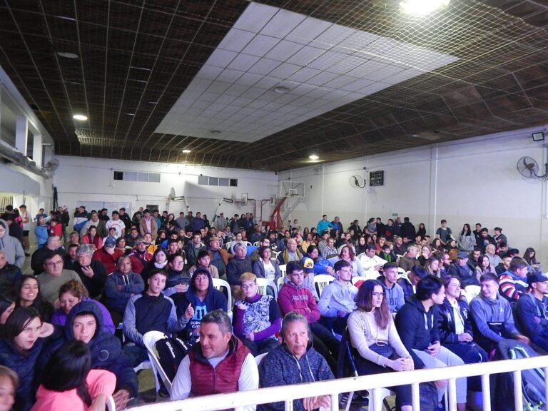 Gran retorno del boxeo en General Pico: «queremos cerrar el año con tres peleas profesionales», dijo Jorge Albano