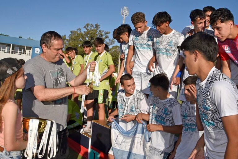 La Pampa será sede de un torneo nacional de fútbol sub 15 y sub 17 pensando en un futuro en la Copa Argentina 