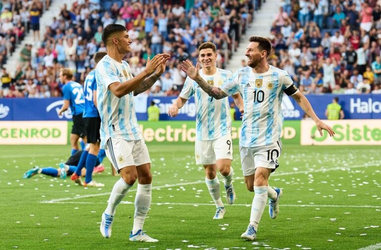 Con Messi a la cabeza y varias sorpresas, Scaloni presentó la lista de convocados para la gira por Estados Unidos