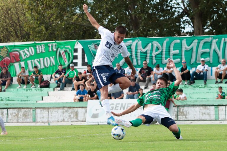 Ferro de Pico tuvo un buen debut en el Federal «A» y empató contra Atenas de Río Cuarto