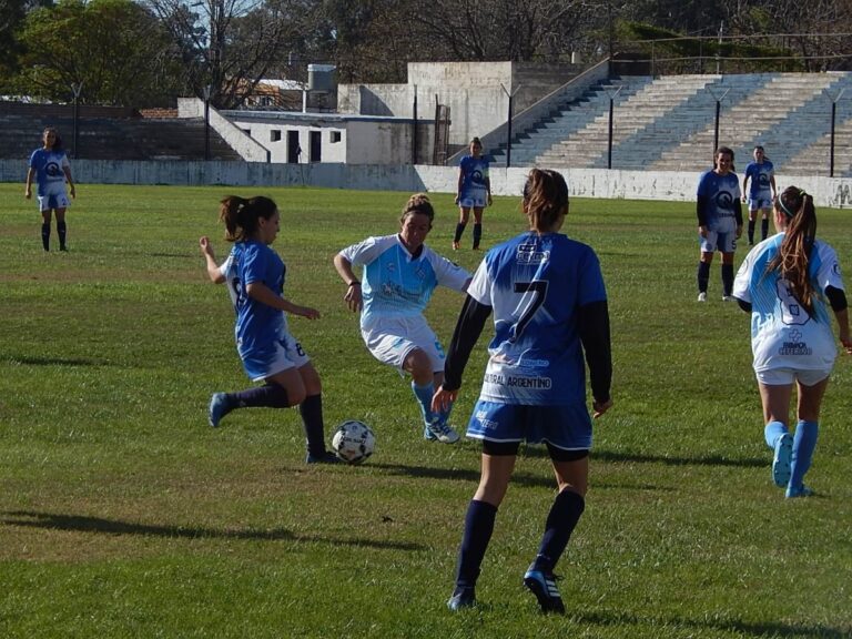 «Continuamos creciendo en el fútbol femenino con esperanzas de mayor participación», expresó Daniel Bustamante sobre el inicio del torneo de Liga Pampeana