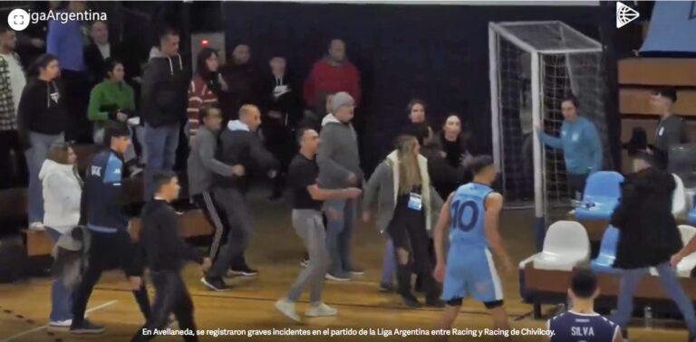 Escándalo en Avellaneda: batalla campal en el partido de la Liga Argentina de básquetbol entre Racing y Racing de Chivilcoy