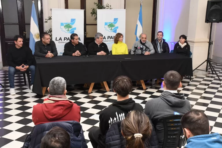La selección argentina de Karate concentra en La Pampa rumbo al Mundial de Japón