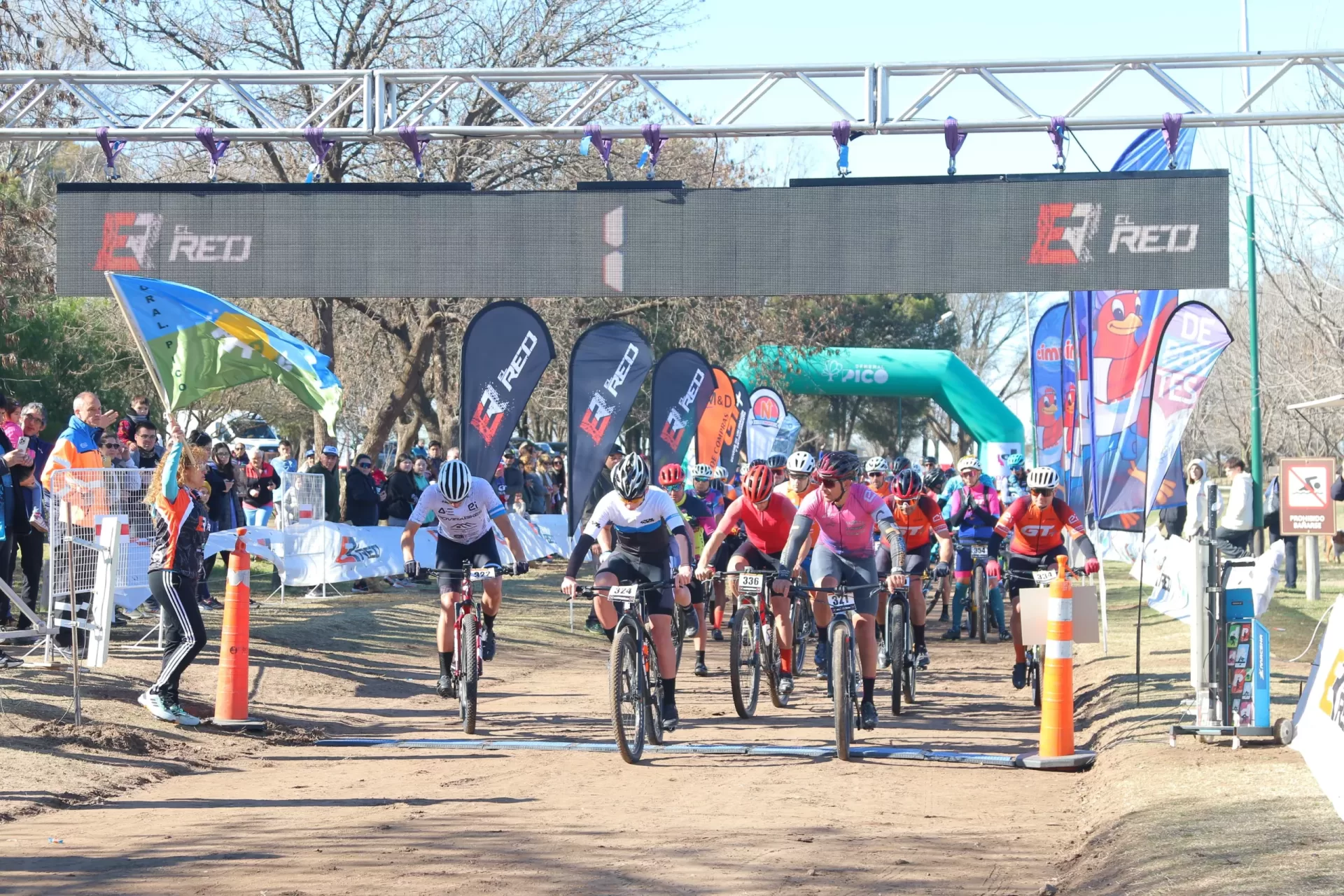 Éxito en la primera edición del trail running MTB «El Reto» en la reserva natural urbana «Benicio Delfín Pérez»