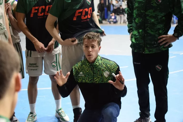 Emiliano Arce, técnico de Ferro de Pico, destacó que «el equilibrio es la clave para este equipo»