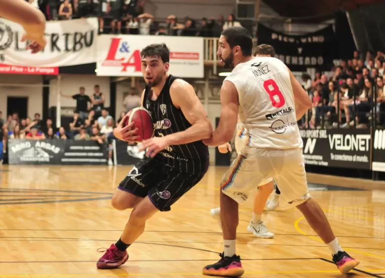 Liga Argentina de Básquet: derrota «decana» en el debut