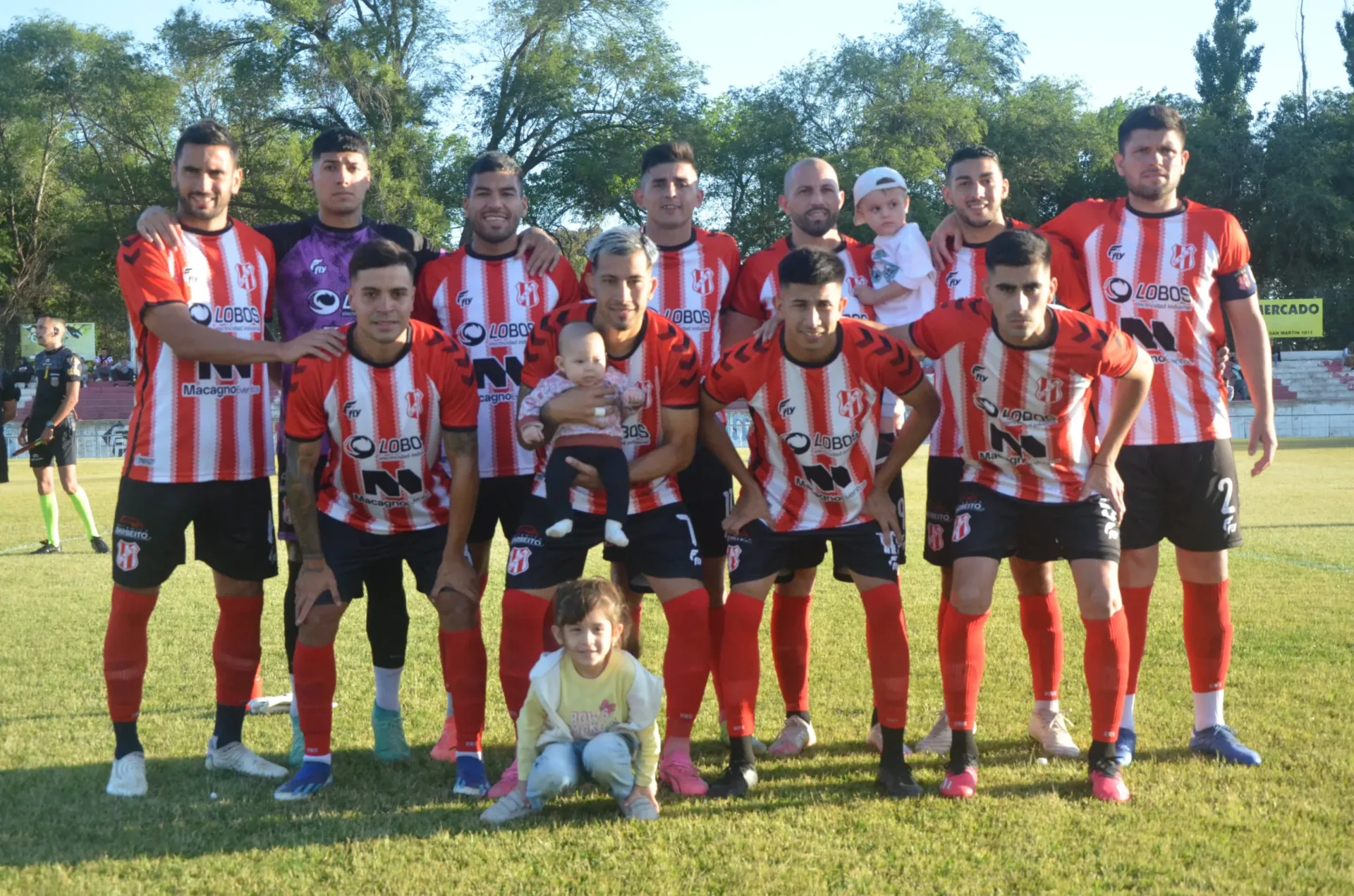 Costa Brava golpeó primero: venció 2-0 a Atlético Villegas y toma ventaja en la serie