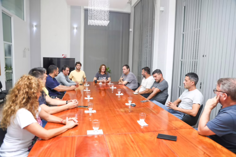 El municipio y la provincia confirmaron el apoyo a clubes piquenses que están en torneos federales