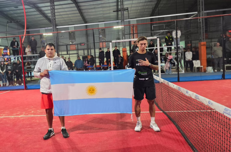 Pádel de alto vuelo en General Pico: Guevara y Luján dieron el batacazo a cancha llena y se meten en octavos del AJPP 4000