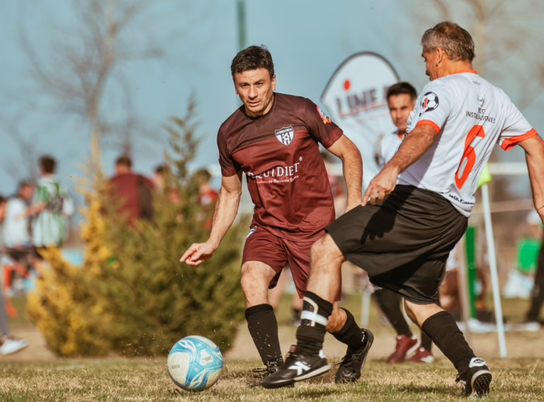 Torneo «Entre Amigos»: Se disputó la séptima fecha con partidos vibrantes y muchos goles