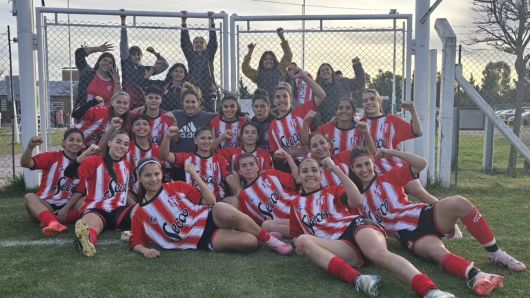 Hazaña del fútbol femenino piquense: Costa Brava goleó de visitante y es finalista del Regional