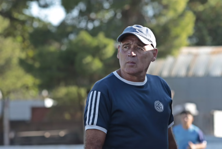 Juan Carlos Almada, DT de Cultural Argentino: «Se ha logrado el objetivo de estar en la final, ahora hay que jugarla»