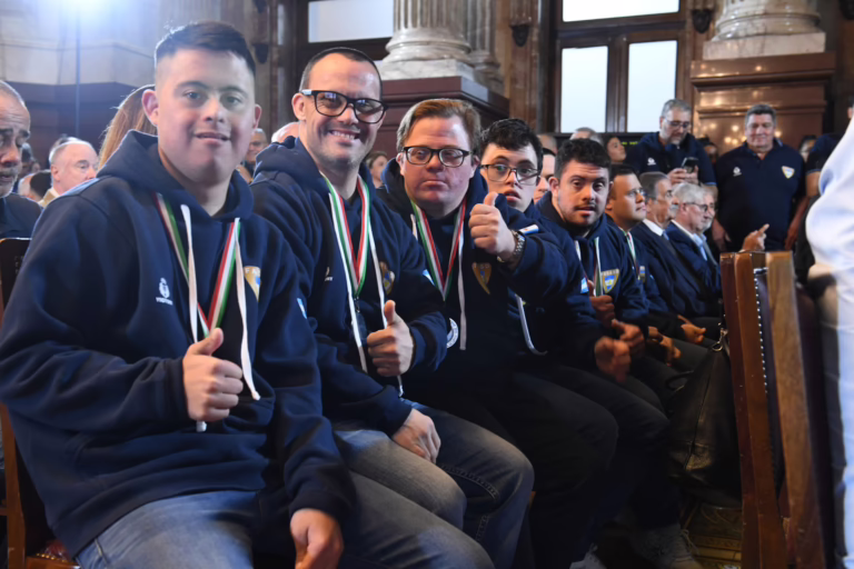 Orgullo pampeano: dos representantes piquenses de la Selección Argentina de Básquet con Síndrome de Down fueron homenajeados en el Senado