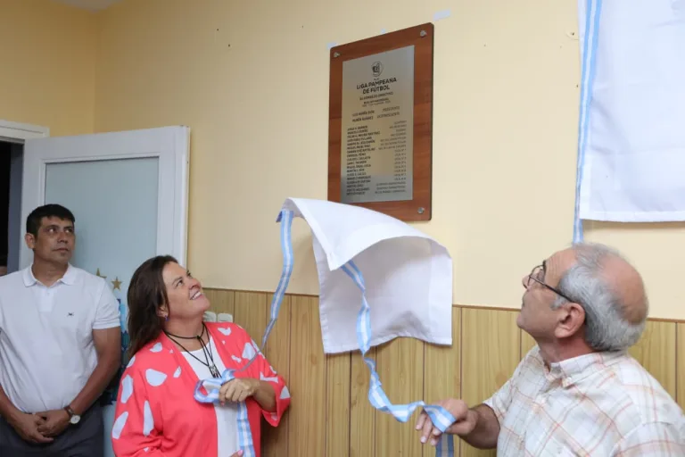 La Liga Pampeana de Fútbol celebró su centenario con un emotivo acto